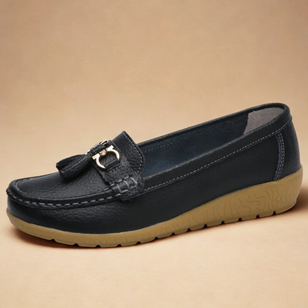 Louvelle™ | Mocassins Souples à Pompons