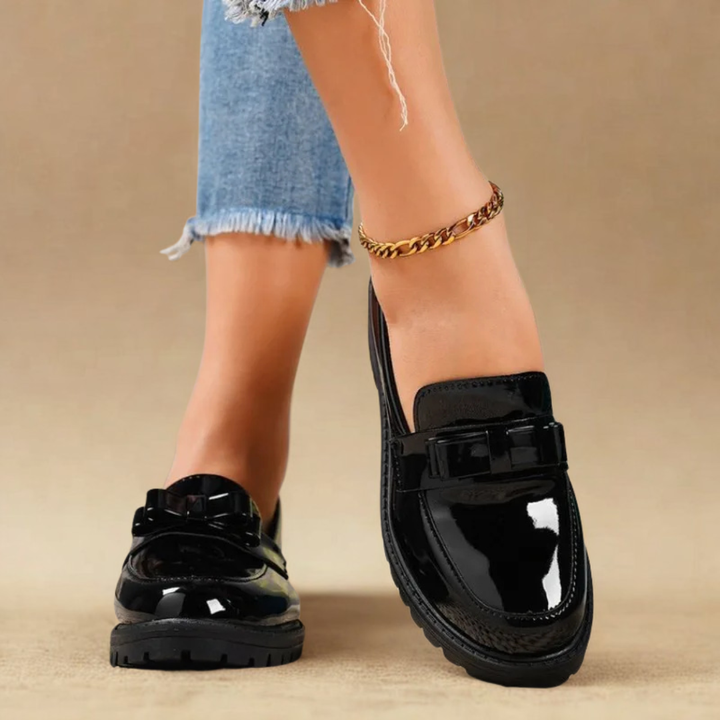 Louvelle™ | Mocassins Vernis avec Nœud Élégant